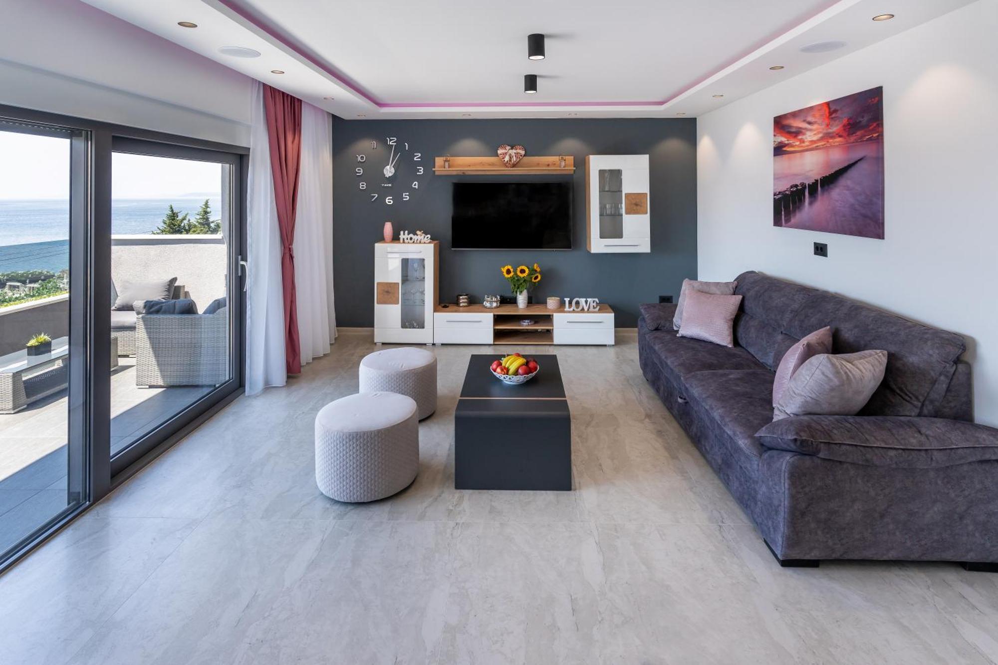 Luxury Apartment Lorena - Private Heated Pool - 예세니체 외부 사진